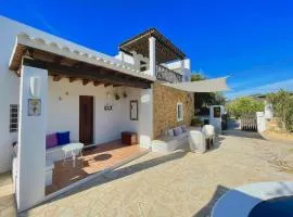 Holiday Home San Jose near Stunning Beaches