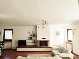 Appartamento Cogno, hotel v destinaci Esine