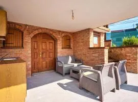 Beautiful Home In Klostar Ivanic