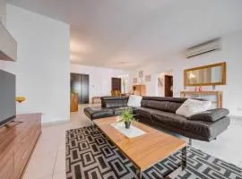 Modern Apt in Luxury Complex St Julians