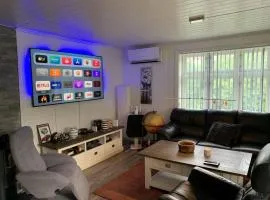 Prime location, 400 m from the town centre