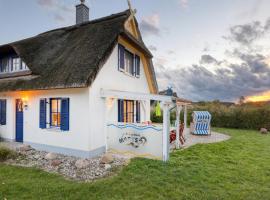 Cozy Home In Zierow Ot Poeler Drift，位于齐罗的酒店
