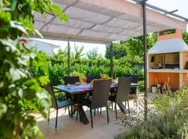 House Mirjana