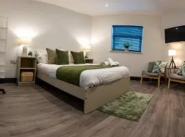 Newly Renovated - The Sage Studio - Sleeps 2