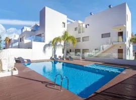 Cozy Apartment In Denia With Wifi