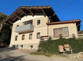 Haus Janschütz, homestay in Flattach