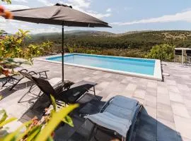 Stunning Home In Sibenik