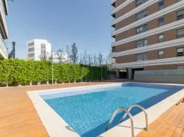 Penthouse with Private Terrace & Pool Access