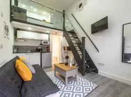 Studio in Central Reading- Next to Town Centre