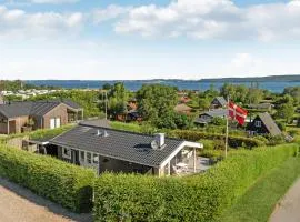 Nice Home In Børkop With Wifi