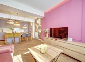 Minica Home Ros&eacute;, hotel com estacionamento em Logro&ntilde;o