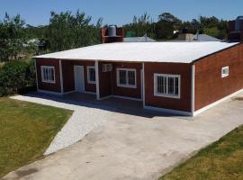 duplex playa marisol, hotel v destinaci Balneario Oriente