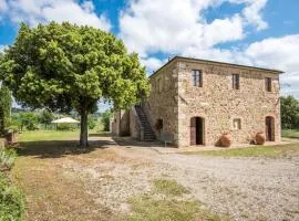 Lovely Home In San Quirico D'orcia