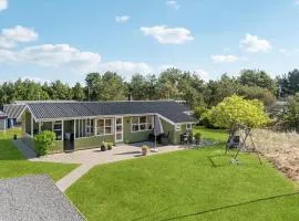 2 Bedroom Amazing Home In Sæby