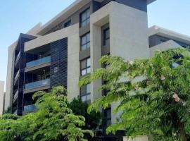 Madinaty Apartment B15, готель у місті Madinaty