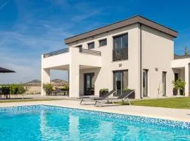 Villa Lacus