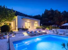 Holiday Home Put Svjure Croatia