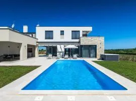 Villa Luna