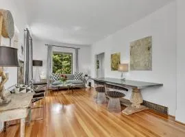 The Queen Elizabeth Park Home