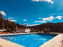Casa Octavio, Hotel in Aroche