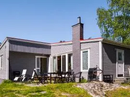 Awesome Home In Gnesta With Kitchen