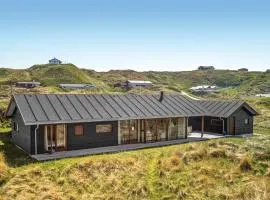 Five-Bedroom Holiday Home In Lokken