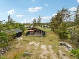 Awesome Home In Saltum With Wifi