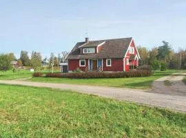 Awesome Home In Bolmsö With Sauna