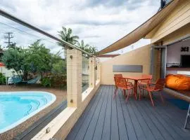 Pool and Spa on the Lakefront - Main House