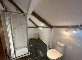 Tivoli Guesthouse Room 5
