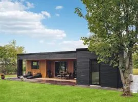 Stunning Home In Fårvang With Wifi
