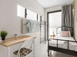 Private Single Room in Revesby - Tranquil Location - Shared Bathroom