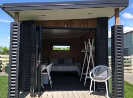 A Rural Retreat cabin with Private bathroom