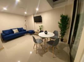 Moderno Apartamento Centro Tacna, alojamiento con cocina en Tacna
