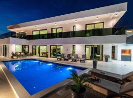 Villa Hill, hotel in Maslenica