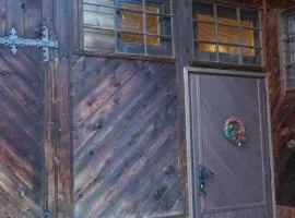 Holiday Home Patchwork Barn