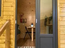 La tiny house、Saint-Vincent-de-Paulのタイニーハウス