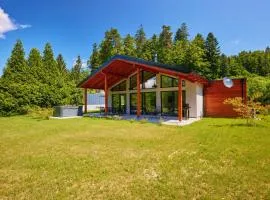 Wellness House By The Lake