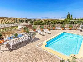 Beautiful Home In Cuevas Del Campo