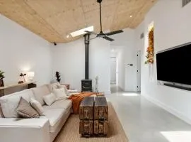 Birdwood Modern Rustic