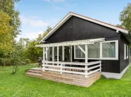 Lake Front Apartment In Liseleje