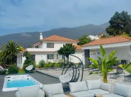 Dragon Tree Villa with Heated Private Pool Tenerife