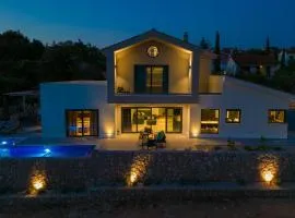 Villa Aurum with sauna and gym