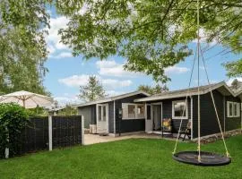 3 Bedroom Cozy Home In Juelsminde