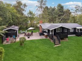Beautiful Home In Vig With Wifi, hotel v destinaci Vig