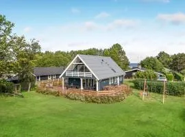 Amazing Home In Glesborg With Sauna