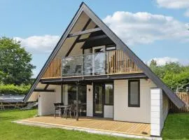 Beautiful Home In Hadsund With Kitchen