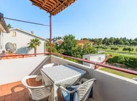 1 Bedroom Amazing Apartment In Funtana