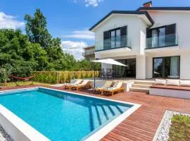 Amazing Home In Jurdani