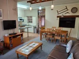 Benmonca-Greeff Cottage